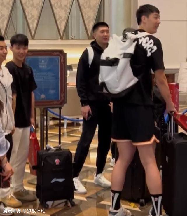 一攻多受h巨肉男男宿舍视频