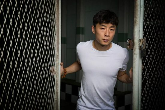 美女上床啪啪